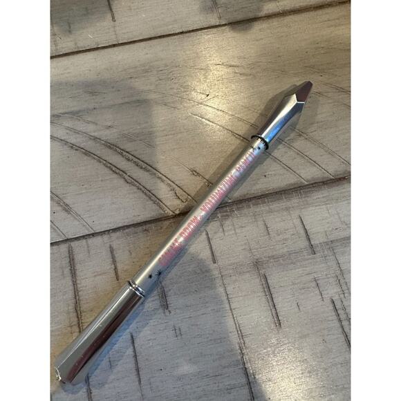 Benefit Cosmetics #4 Gimme Brow+ Volumizing Fiber Eyebrow Pencil - Picture 1 of 2
